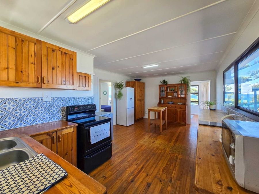 5 Bedroom Property for Sale in Jongensfontein Western Cape